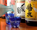 当店の主役・新潟の蔵元が醸す地酒。約60種ご用意しております。