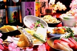 毎朝市場で仕入れる新鮮なお刺身
旬のお料理をご堪能ください!!