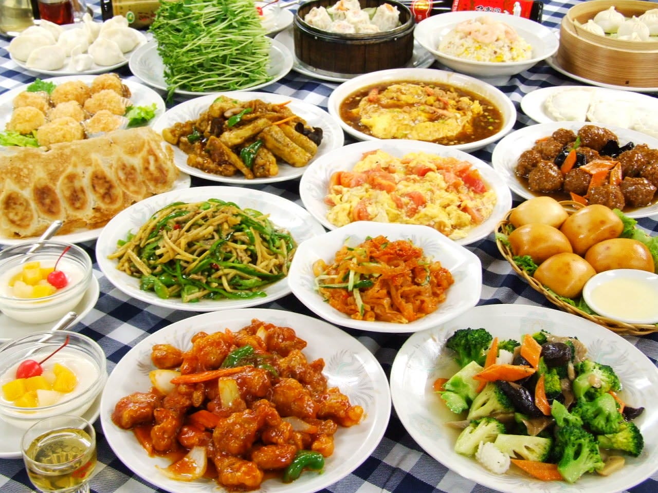 金 春 本館
