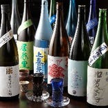 日本酒や焼酎など、厳選した地酒を豊富なラインナップでご用意◎