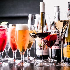 ビールやシードル、カクテル、ウイスキーなど豊富なラインナップ