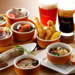 色鮮やかなタパスはビールと相性抜群！