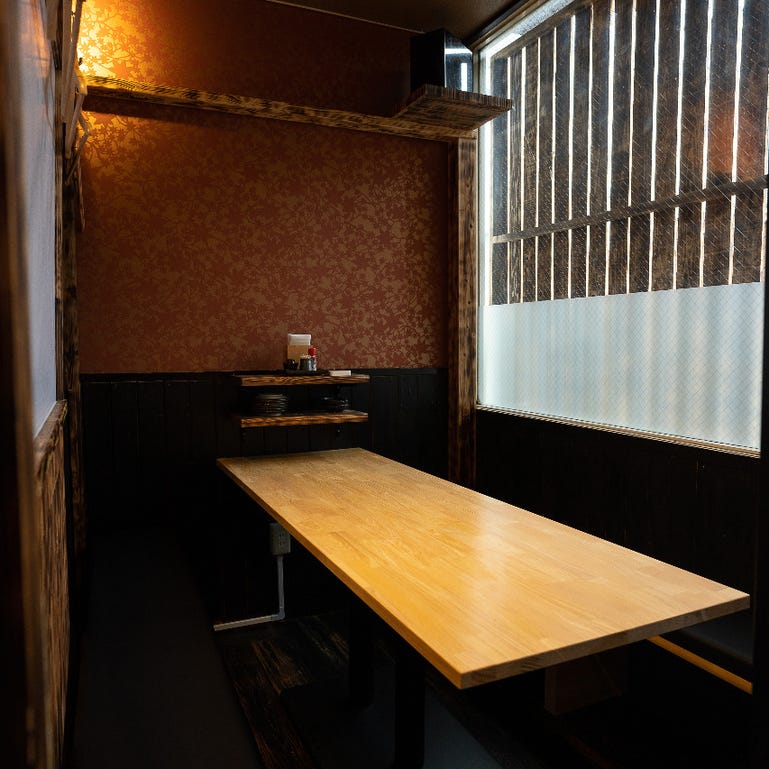 全室個室居酒屋 鉄板料理 風月_接待のご利用や友人達と盛り上がれるテーブル個室(~8名様×2部屋)