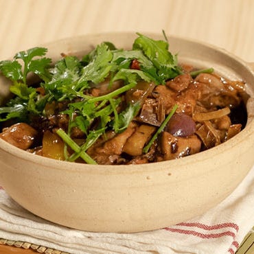 粤港美食 上野店_生米から炊き上げる至高の土鍋ご飯