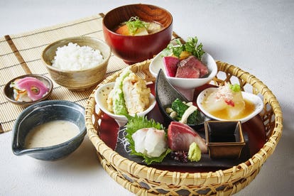サントリーホール周辺 ランチ お一人様歓迎 おすすめ人気レストラン ぐるなび