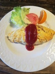 オムライス　コーヒー　シフォンケーキ付800円