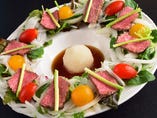 今月のPickup・飛騨牛タタキ風サラダ