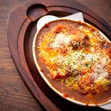 【手作りの味わい】
一からお店で作る手作り焼きカレーは絶品