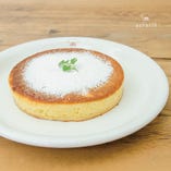-accueil Pancakes Maple syrup&Butter-
アクイーユパンケーキ　メープルシロップとフレッシュバター