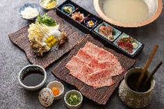 名物出汁しゃぶ　神戸牛ロース（120g）単品、コース＋1500円、肉づくしコース＋2500円からお選びください