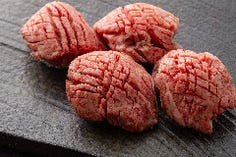 伝統のすき焼き　神戸牛シャトーブリアン（50g&times;2枚）単品又はコースを選択してください