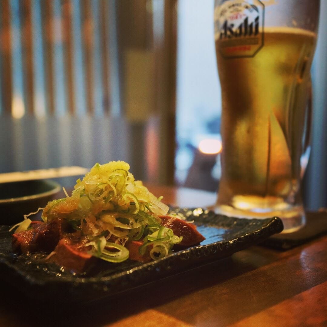 宮崎地鶏と日本酒 炭火焼げんこつ