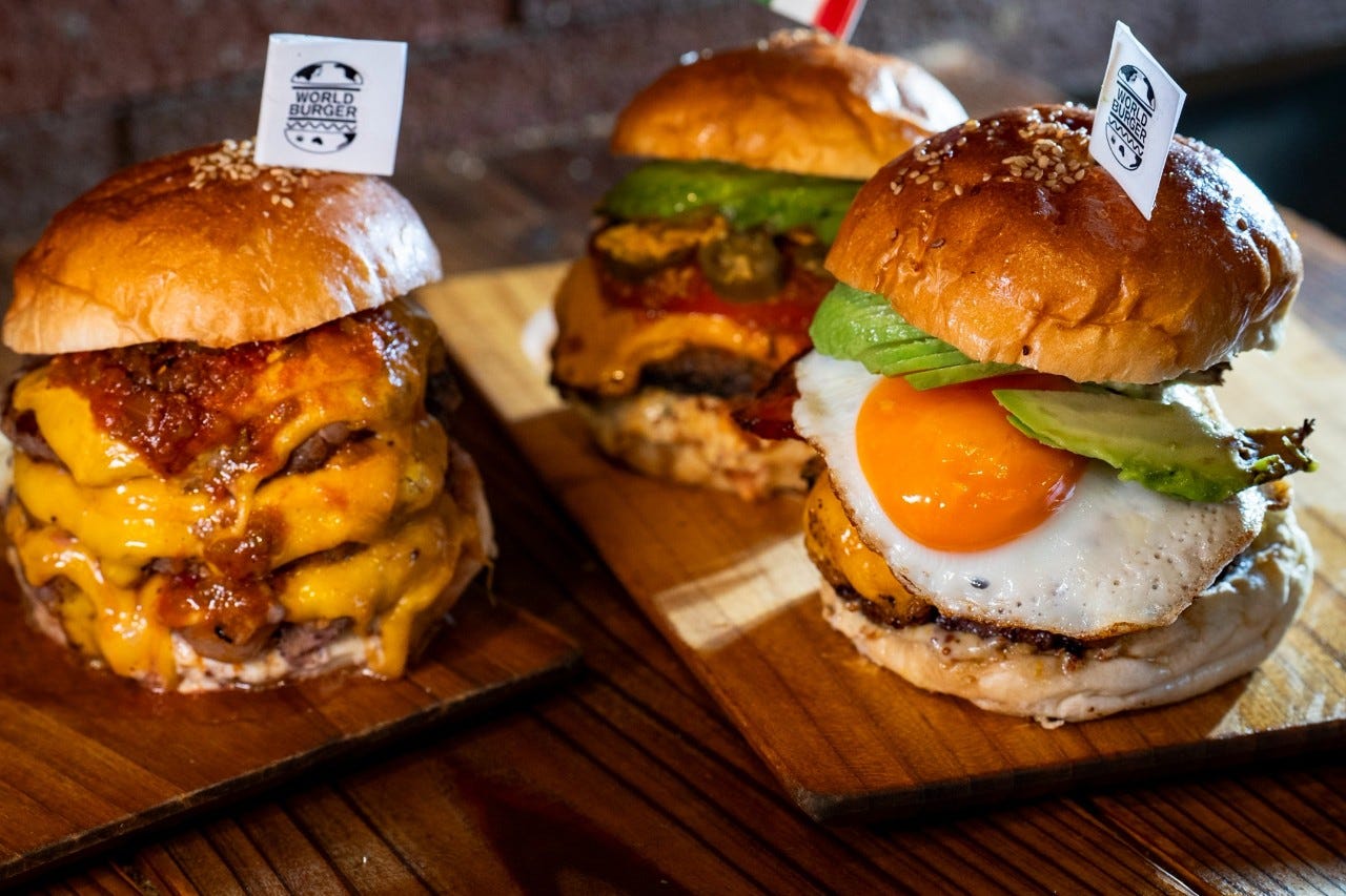WorldBurger 池袋東口店