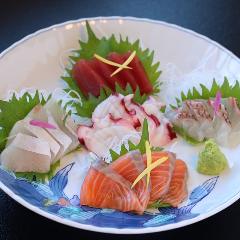 八幡はなぶさ
