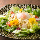 【長崎名物】ちゃんぽん麺と新鮮野菜のサラダ