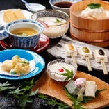 ◆土日祝【季節の京ごのみ】名物ゆば桶付「みやこ」汲み上げゆば、豆乳入り茶碗蒸しなど気軽なミニコース