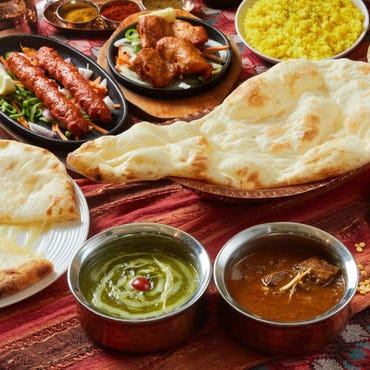 barefoot curry (ベアフットカリー)_パーティーに最適なコース料理も充実