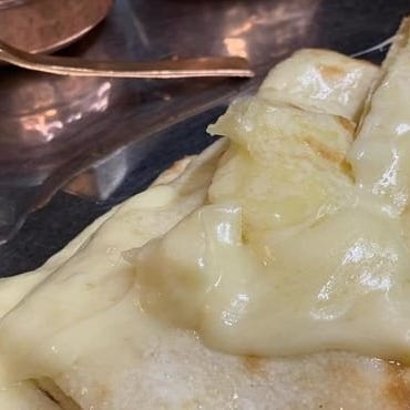 barefoot curry (ベアフットカリー)_絶品チーズナンとカリーのセット