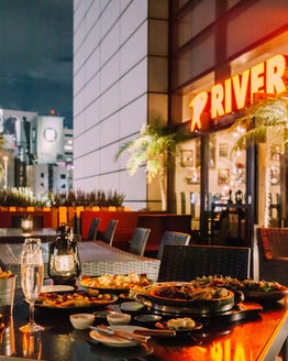 なんば湊町リバーカフェ なんば 難波 居酒屋 ぐるなび