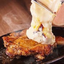 ［鶏とチーズの専門店］クセになるアジアめし なんば湊町リバーカフェの画像