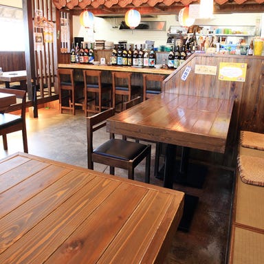 沖縄料理と島酒 星屑亭  店内の画像