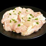 こってり感がたまらない「鶏カルビ」