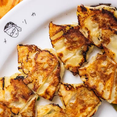 大衆居酒屋 アメリカ 東岡崎店_当店名物!一口焼き餃子