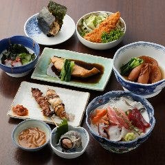 当店1番人気の「5,500円（税込）コース」は2.5時間飲み放題付