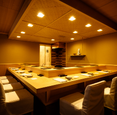 白金の静寂に抱かれる上質な空間