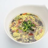羊肉ハムの卵スープ