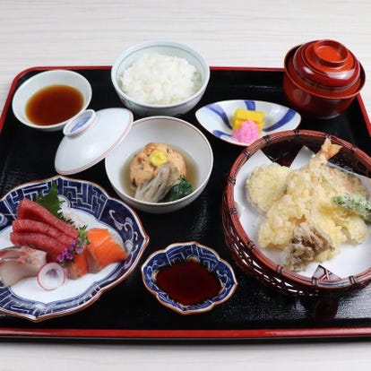 ランチならここ 築地 場外市場周辺の昼食 ご飯でおすすめしたい人気のお店 ぐるなび