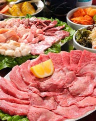 焼肉 有楽