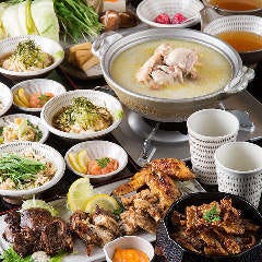 ご宴会や接待に使えるコースもご用意
カジュアルなランチ接待等にもご利用いただいています とりまぶし 博多本店_ご宴会や接待に使えるコースもご用意
カジュアルなランチ接待等にもご利用いただいています