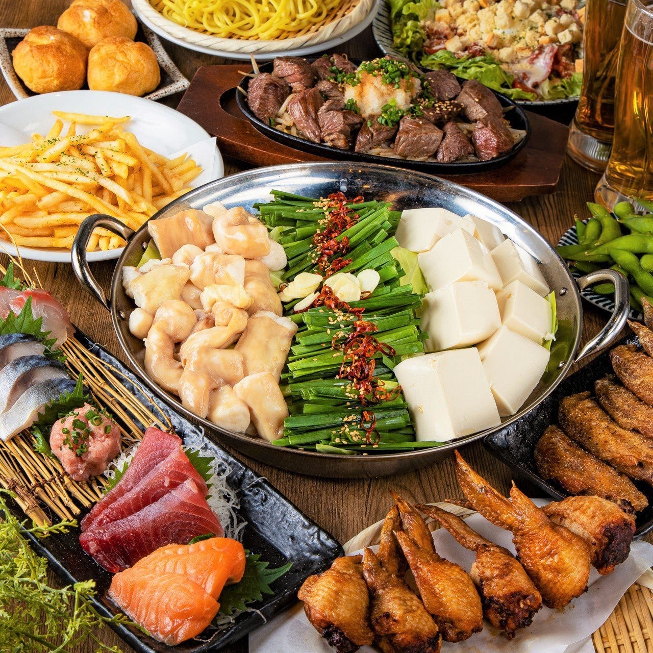 手羽尽くし 人気no 1 手羽先 手羽餃子 もつ鍋他選べる4種鍋 3h飲み放題 9品3500円 の詳細 もつ鍋と手羽先が旨い大衆居酒屋 酔っ手羽 水道橋店 水道橋 居酒屋 ぐるなび