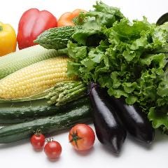 提携農家からの新鮮野菜を仕入れ