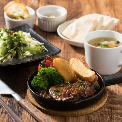 ランチならここ なんばパークス周辺の昼食 ご飯でおすすめしたい人気レストラン ぐるなび