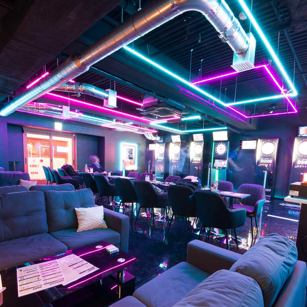 Cafe＆BAR DARTS ALIVE 神戸三宮店（三宮/ダーツバー） - 楽天ぐるなび