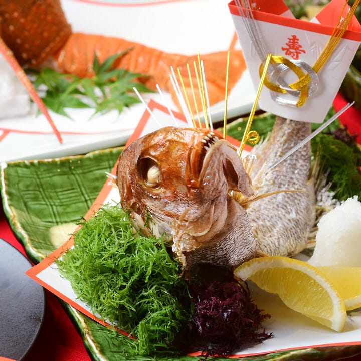 魚料理専門 魚魚一 とといち コース お食い初めプラン お子様用お祝い膳 6品 お食い初め3点セット 生後100日目の成長を祝うお祝いに ぐるなび
