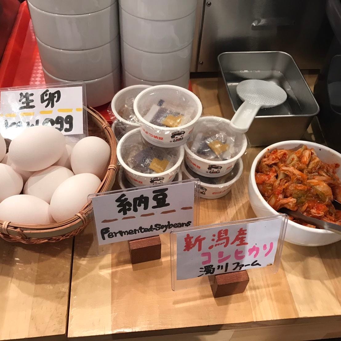 味噌汁・ご飯・サラダ・おしんこ・シェフのおすすめ料理食べ放題