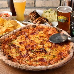 Two Dogs Taproom 六本木