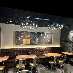 ハンバーグ＆バル Tokyo Juicy Grill ヨドバシAkiba店_2名様〜団体様まで幅広く対応!