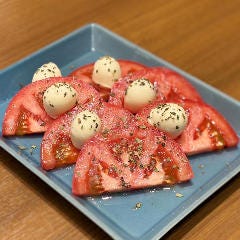 ハンバーグ＆バル Tokyo Juicy Grill ヨドバシAkiba店_カプレーゼ