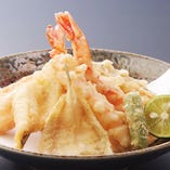 天ぷらや焼き魚など一品料理も豊富です！