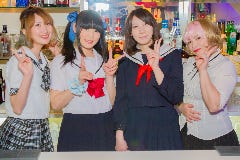 スタッフは毎日違うテーマの衣装を着てお待ちしております