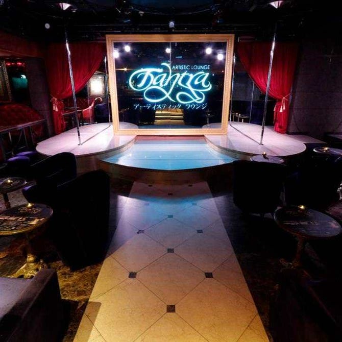 Tantra Tokyo Show Club タントラトーキョーショークラブ 六本木 宴会 カラオケ エンターテイメント ぐるなび