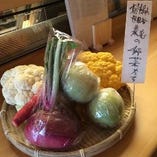 和歌山直送素材や、世田谷の朝採れ野菜などこだわりの食材を使用
