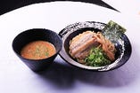 濃厚味噌つけ麺 (普通・辛)