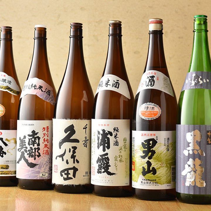 辛口をメインに各地の地酒を揃えました