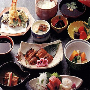 炭焼きうなぎ 魚伊 本店のコース メニュー Goo地図