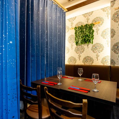 完全個室 地鶏と肴 ほろ宵 横須賀店_少人数から落ち着いた雰囲気の個室